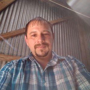 Meet your Posher, Travis